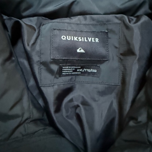 Quiksilver Quilted Puffer Jacket - Black (XXL) - Picture 3 of 3